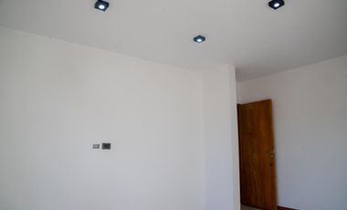 Casa en venta - 2 Dormitorios 1 Baño - Mendoza