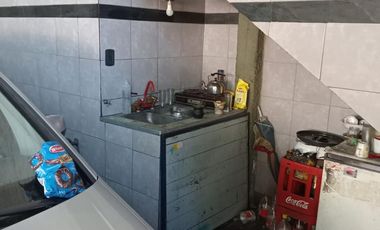 Galpón con vivienda