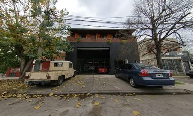 Galpón con vivienda