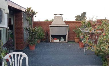 Galpón con vivienda