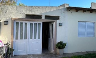 Departamento en venta - 2 Dormitorios 1 Baño - 25 De Mayo
