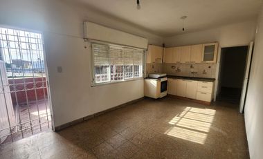 Departamento a 50 metros de Sabattini