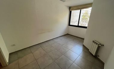 Departamento 2 dormitorios 2 baños c/ balcón en General Paz