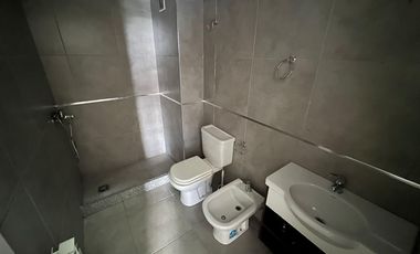 Departamento 2 dormitorios 2 baños c/ balcón en General Paz