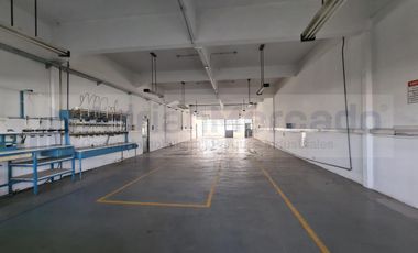 ALQUILER Galpón   Oficinas con 10200 m2 cub en 5 plantas  Valentin Alsina