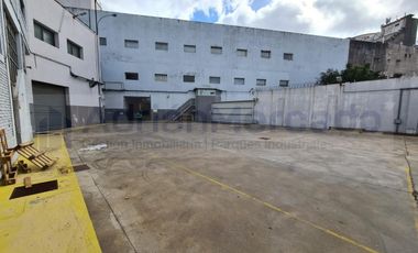 ALQUILER Galpón   Oficinas con 10200 m2 cub en 5 plantas  Valentin Alsina