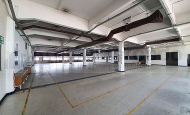 ALQUILER Galpón   Oficinas con 10200 m2 cub en 5 plantas  Valentin Alsina