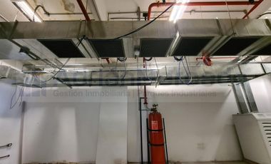 ALQUILER Galpón   Oficinas con 10200 m2 cub en 5 plantas  Valentin Alsina
