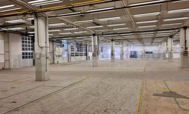 ALQUILER Galpón   Oficinas con 10200 m2 cub en 5 plantas  Valentin Alsina