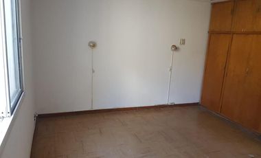 PH en venta - 2 Dormitorios 1 Baño - 154Mts2 - Lomas de Zamora