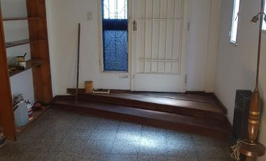 PH en venta - 2 Dormitorios 1 Baño - 154Mts2 - Lomas de Zamora