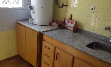 PH en venta - 2 Dormitorios 1 Baño - 154Mts2 - Lomas de Zamora