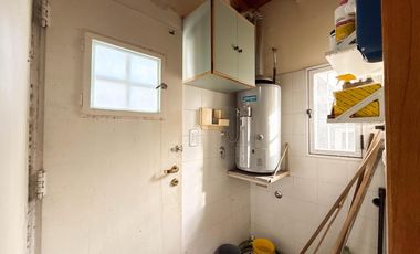 Casa en venta - 4 Dormitorios 2 Baños - Gorina