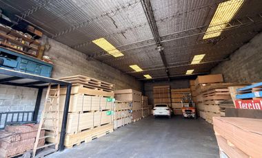 Casa en venta - 4 Dormitorios 2 Baños - Gorina