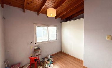 Casa en venta - 4 Dormitorios 2 Baños - Gorina