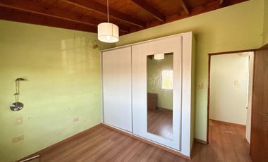 Casa en venta - 4 Dormitorios 2 Baños - Gorina