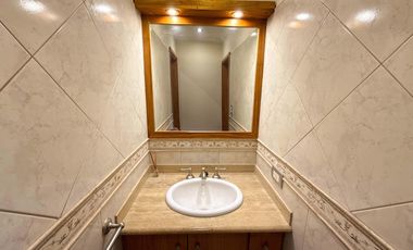 Casa en venta - 4 Dormitorios 2 Baños - Gorina