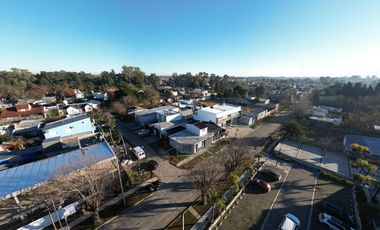 Casa en venta - 4 Dormitorios 2 Baños - Gorina