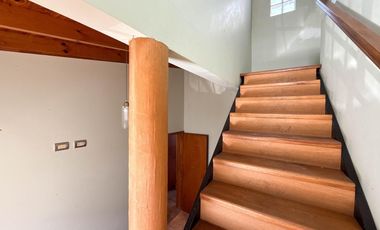 Casa en venta - 4 Dormitorios 2 Baños - Gorina