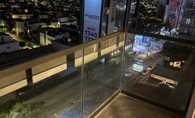 Bonito Departamento en renta . Zona Angelópolis .