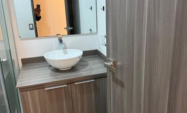 Bonito Departamento en renta . Zona Angelópolis .