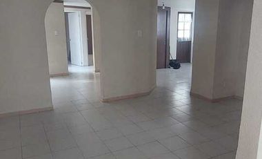 CASA EN VENTA EN INDUSTRAL AVIACION.