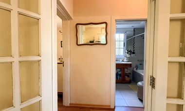 Casa en venta - 2 Dormitorios 1 Baño - City Bell