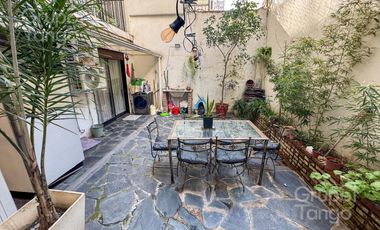 Venta Departamento Belgrano Tres Ambientes Patio Parrilla Planta Baja