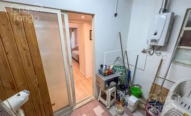 Venta Departamento Belgrano Tres Ambientes Patio Parrilla Planta Baja