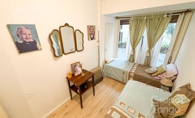 Venta Departamento Belgrano Tres Ambientes Patio Parrilla Planta Baja