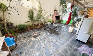Venta Departamento Belgrano Tres Ambientes Patio Parrilla Planta Baja