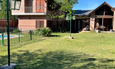 Casa en Alquiler Valle del Sol Mendiolaza 3 Dorm. Pileta