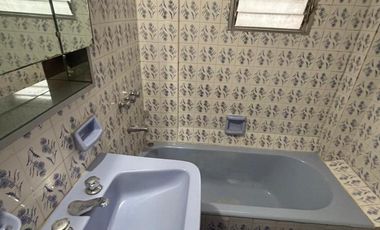 PH con gran jardín, pileta. Olivos