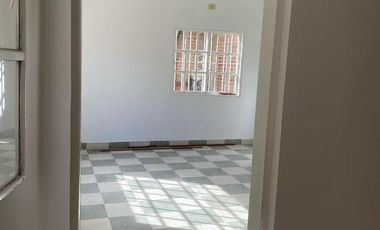 Casa en venta - 3 Dormitorios 2 Baños - Pablo Nogues