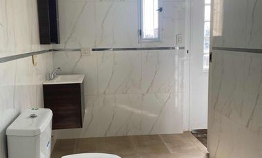 Casa en venta - 3 Dormitorios 2 Baños - Pablo Nogues