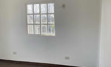 Casa en venta - 3 Dormitorios 2 Baños - Pablo Nogues