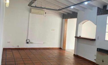 Casa en venta - 3 Dormitorios 2 Baños - Pablo Nogues