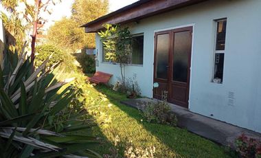 Casa en venta - 4 Dormitorios 2 Baños - Cochera - 359Mts2 - Villa Elvira