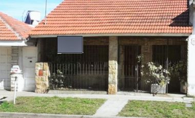 Casa en venta - 1 Dormitorio 1 Baño - Mar del Plata