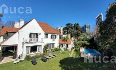 Casa en alquiler de 8 ambientes en La Lucila