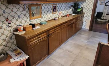 Casa en alquiler de 8 ambientes en La Lucila