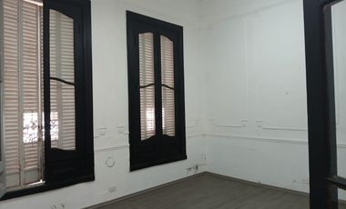 Casa en alquiler en La Plata - Dacal Bienes Raíces