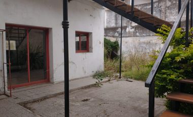 Casa en alquiler en La Plata - Dacal Bienes Raíces