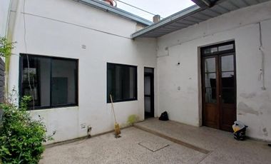 Casa en alquiler en La Plata - Dacal Bienes Raíces