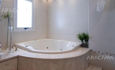 Casa en venta de 7 ambientes - Monte Grande