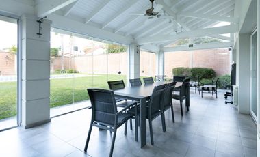 Casa en venta de 7 ambientes - Monte Grande