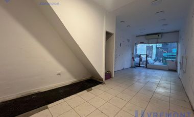 Perón al 4200 Local comercial en alquiler cercania Hospital Italiano Almagro