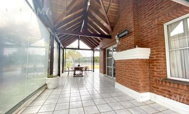 CASA en VENTA en Echeverria del Lago - Canning