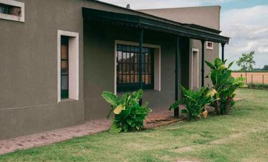 Quinta en venta - 2 Dormitorios 3 Baños - Alsina