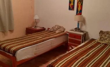 Casa en venta - 2 Dormitorios 1 Baño - Las Toninas